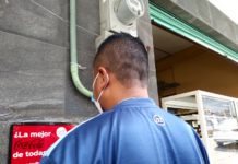 Trabajador reclama el pago de sus horas extras a su empresa