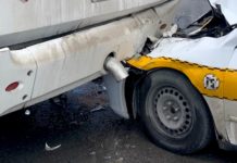 Chocan unidades y dejan daños materiales en vialidades
