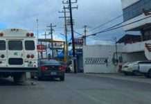 Chocan unidades y dejan solo daños