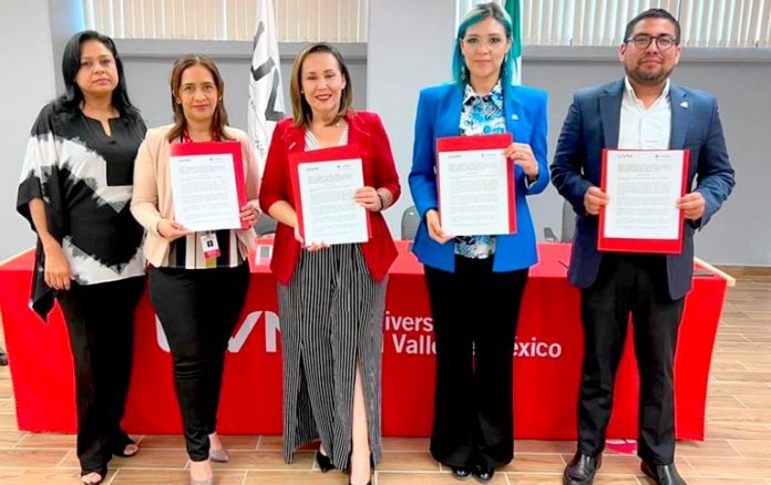 Coparmex firma convenio con TecMilenio y UVM (3)