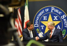 Gobernadores de Tamaulipas y Texas acuerdan agilizar el comercio y continuar fortaleciendo la seguridad fronteriza.