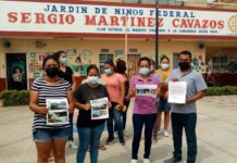 Padres de familia piden techumbre para sus hijos.