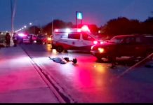 Muere motociclista tras impactarse contra unidad