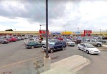 Rateros atacan de nuevo en estacionamiento de centro comercial