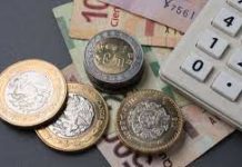 SEP anuncia aumento salarial a maestros