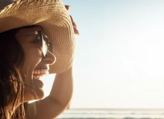 Qué es el índice UV, la escala universal creada hace 30 años para protegernos del sol