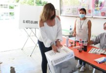 Acude Rosa González a cumplir con su obligación cívica este 5 de Junio