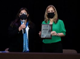 Reconocen Labor de Aida Féres de Nader en la Aplicación de Programas de Transmisión de Valores