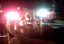 Vuelca pesada unidad sobre carretera a Río Bravo