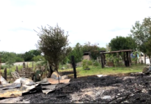 Bomberos sofocan incendios en viviendas dejando daños materiales