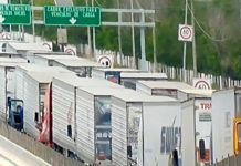Registran camioneros otra vez largas filas para ingresar al lado americano