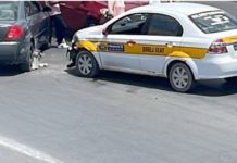 Se impactan unidades y dejan cuantiosos daños materiales
