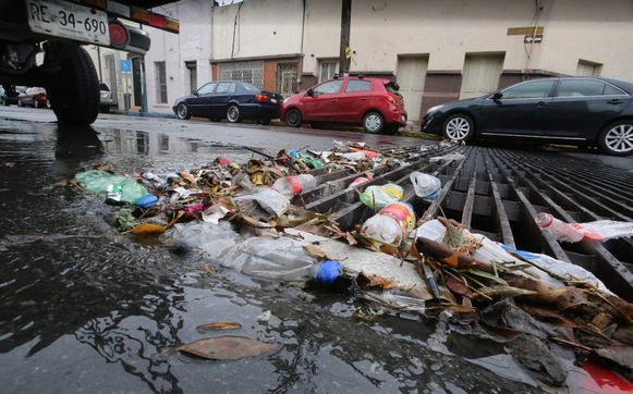 drenes y huracanes