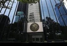 Morena denuncia ante la Fiscalía General de la República a Cabeza de Vaca