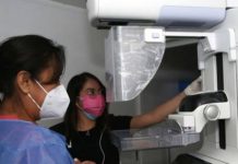 Invitan a practicarse exámenes de mastografía