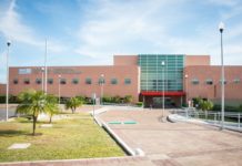 Se contagian más médicos que pacientes de covid