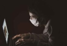 Fake news sobre el covid refuerza el movimiento antivacunas