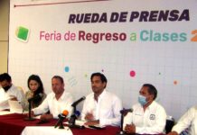 Invitan a ciudadanos aprovechar ofertas en feria de útiles escolares