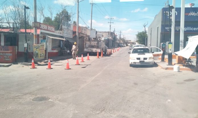 Cuadrillas de personal de CFE realizan