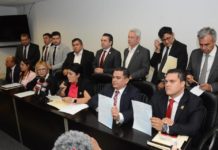 Denuncia Morena ante FGR a funcionarios y empresas cómplices de Cabeza de Vaca