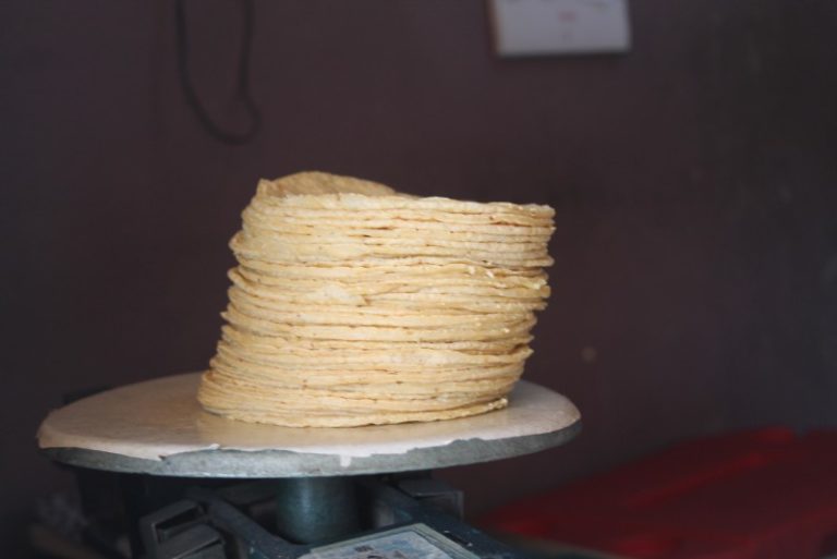 Alertan contra venta de tortilla “pirata”