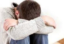 Jóvenes en riesgo por salud mental quebrantada