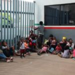 Tormenta agiliza revisiones de Coepris en refugios de migrantes