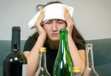 Cómo saber si tu resaca es por haber bebido en exceso o por intolerancia al alcohol