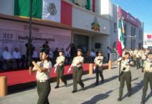 Realizan desfile cívico y militar con motivo del día de la Independencia