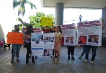 Protestan contra agente de viajes que incumplió con paquetes de viajes por aproximadamente 5 mdp