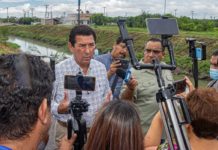 Supervisa Alcalde Mario López trabajos de limpieza y desazolve de drenes