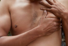 Hombres incluidos en campañas contra el cáncer de mama