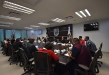 Cuestiona ausencia de trabajo de regidores