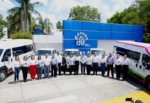 Entrega Mariana Gómez unidades de transporte adaptado