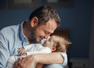 El cerebro puede encogerse en los hombres que se convierten en padres