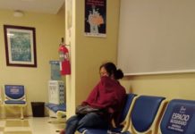 La retienen en hospital por no pagar la cuenta, pide apoyo de la población