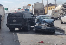 Aparatoso accidente vial deja una persona lesionada, daños materiales y caos vehicular