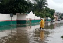 Lluvias afectan 13 colonias y dejan prácticamente si clases a una primaria
