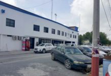 Roban unidad de estacionamiento