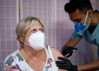 Qué son las vacunas bivalentes y cómo protegen de todas las variantes del coronavirus