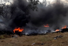 Bomberos atienden incendio en pastizal