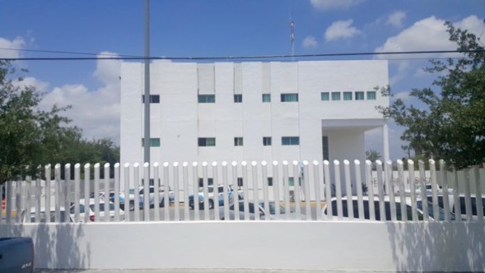 Detienen a agresivo sujeto por molestar a una mujer