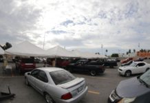 Abarrotan el módulo municipal del Repuve