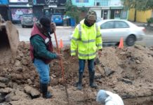 Repara COMAPA fuga de agua potable en la Beethoven