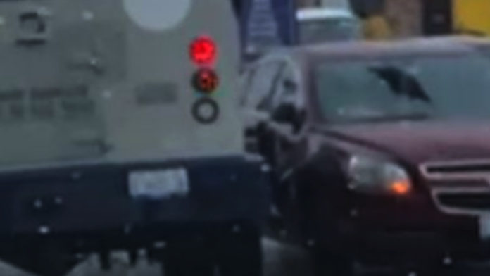 Accidente vial dejo daños materiales