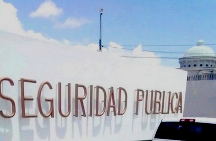 Arrestan a sujeto por alterar el orden y molestar a las personas