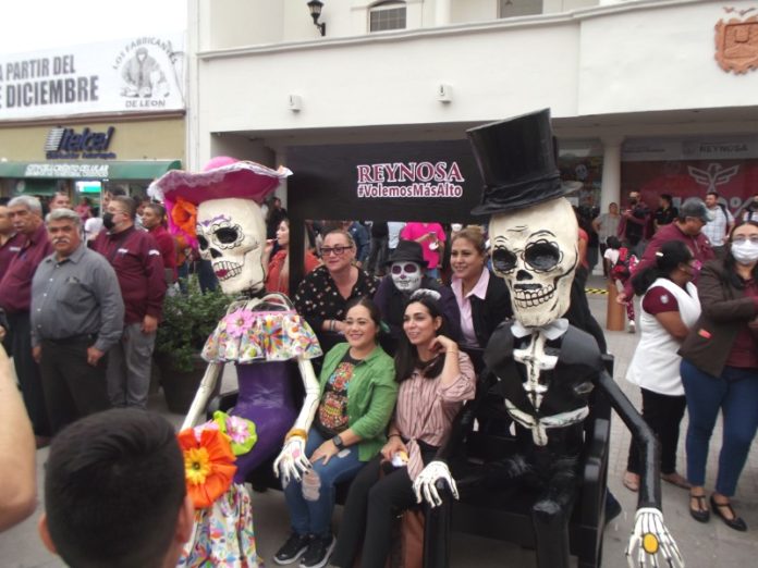 Comerciantes esperan ganancias por fiestas del fieles difuntos2