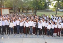 Reitera Chucho Nader su Compromiso con la Modernización de las Escuelas