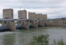 Rescatan migrantes en el río Bravo
