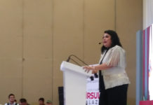 Úrsula Salazar rindió su primer informe legislativo